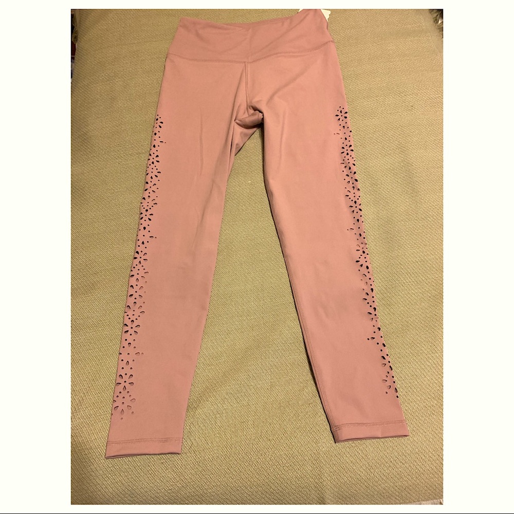 Cut the frills dust pink leggings